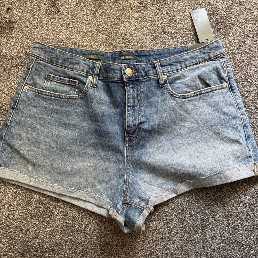 Wild Fable Size 17 Women High Rise Cotton Blend Rolled Cuff Denim Shorts‎ NWT